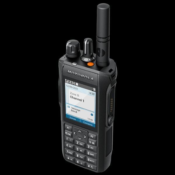 Радіостанція цифрова Motorola Portable Radio R7 VHF FКР ВТ WIFI GNSS CAPABLE 5150 фото