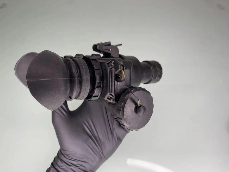 Устройство ночного видения PVS7 Omni 8 ITT 5677 фото