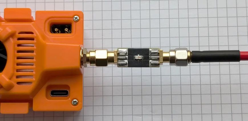 Ceramic filter 433 MHz (360 - 560 MHz) and 915 MHz (730- 1020 MHz), 2.4 GHz - SMA-M - SMA-F Aeronetix