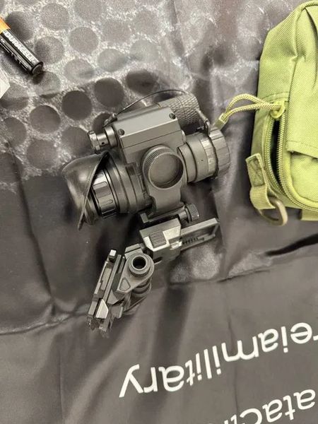 Night vision device RNVG White Phospor complete set with battery pack