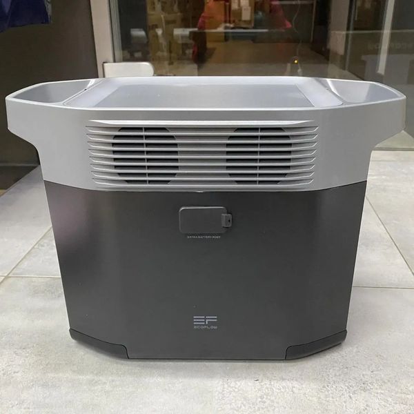 Зарядная станция EcoFlow DELTA 2 (1024 Вт&middot;ч), 1800 Вт/2700 Вт, розетка Китай + переходники 5786 фото