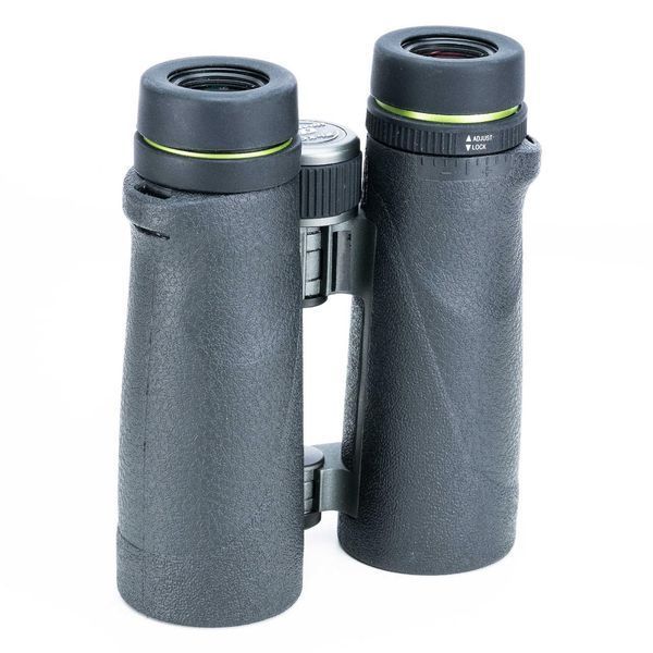 Vanguard Endeavor ED 10x42 WP Binoculars