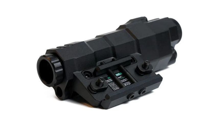 Тактичний ліхтар 1600 LM з зеленим ЛЦУ XGUN RAPID COMBO GR 3757 фото