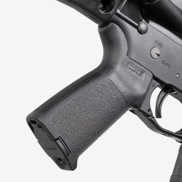 Пистолетная рукоять Magpul MOE Grip для AR15/M4 0086 фото